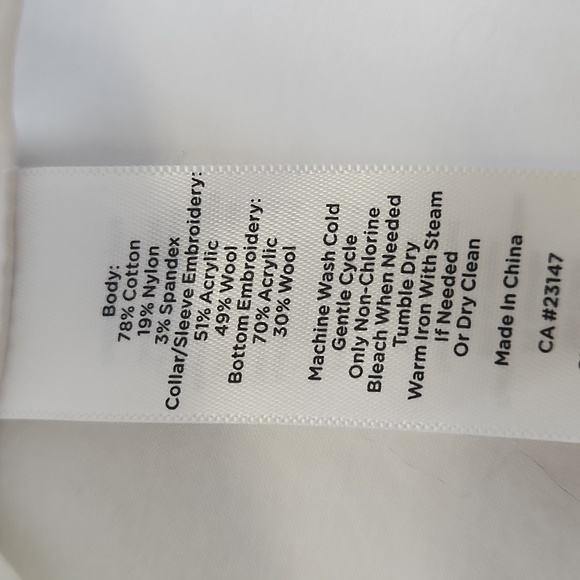 Talbot's White Bell Sleeve Blousey Top. Embroidered Trim. Size 1XP - Picture 8 of 11